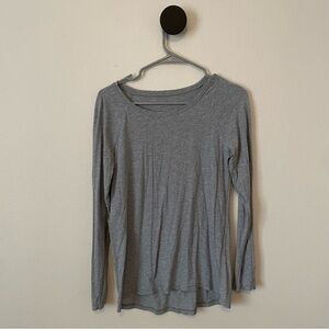 Lululemon Long sleeve Grey Shirt Size 6